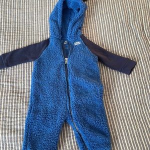 Sherpa snowsuit baby 9 month NIKE ORIGINAL USED